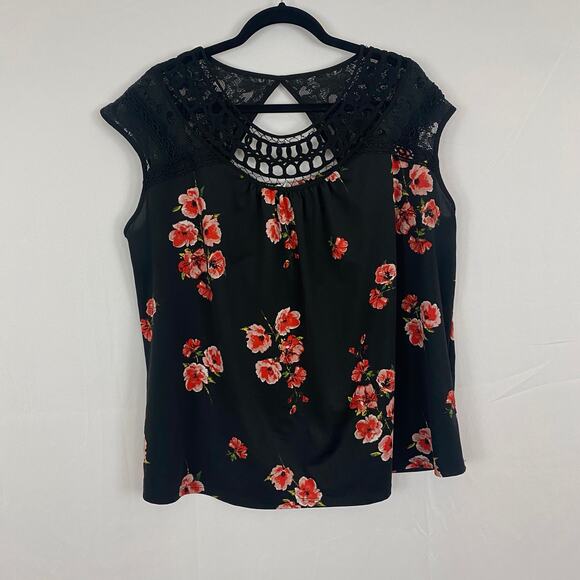 Maurices Black Floral Sleeveless Top with Lace and Keyhole Detail, Size 2 - Picture 3 of 6